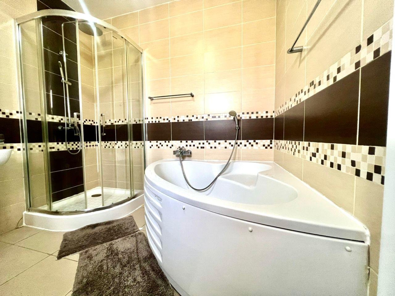 3 Bedroom furnished apartment