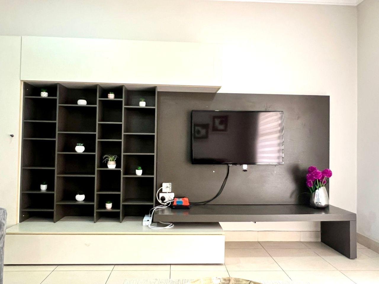 3 Bedroom furnished apartment