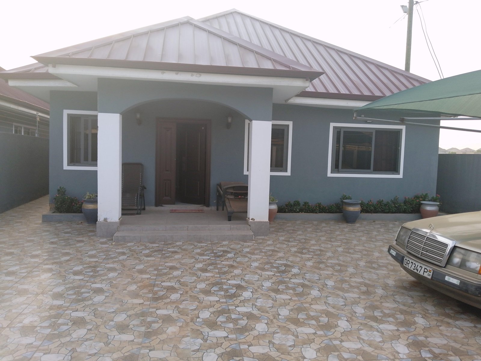 3 bedroom house, all ensuite.