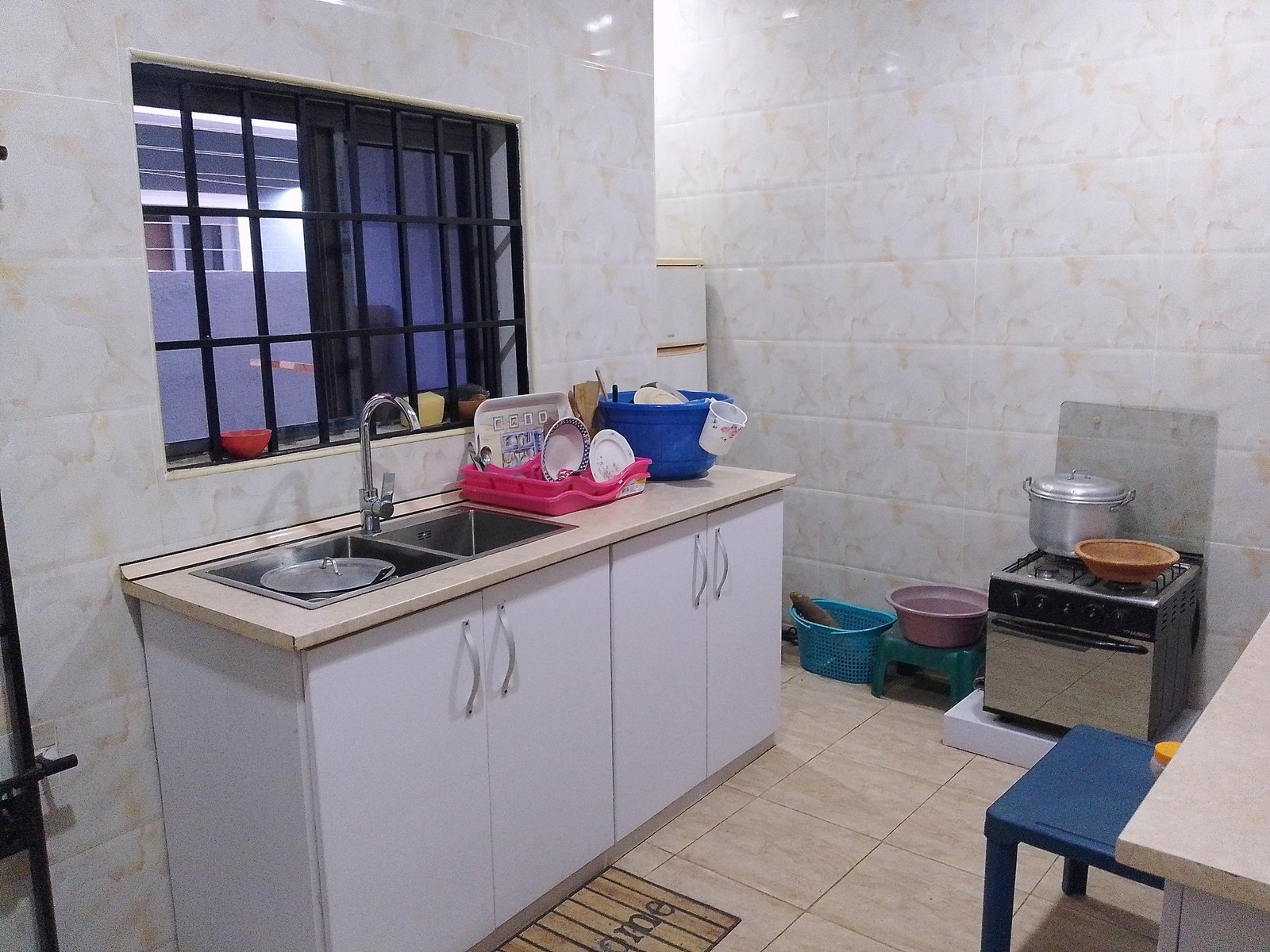 3 bedroom house, all ensuite.