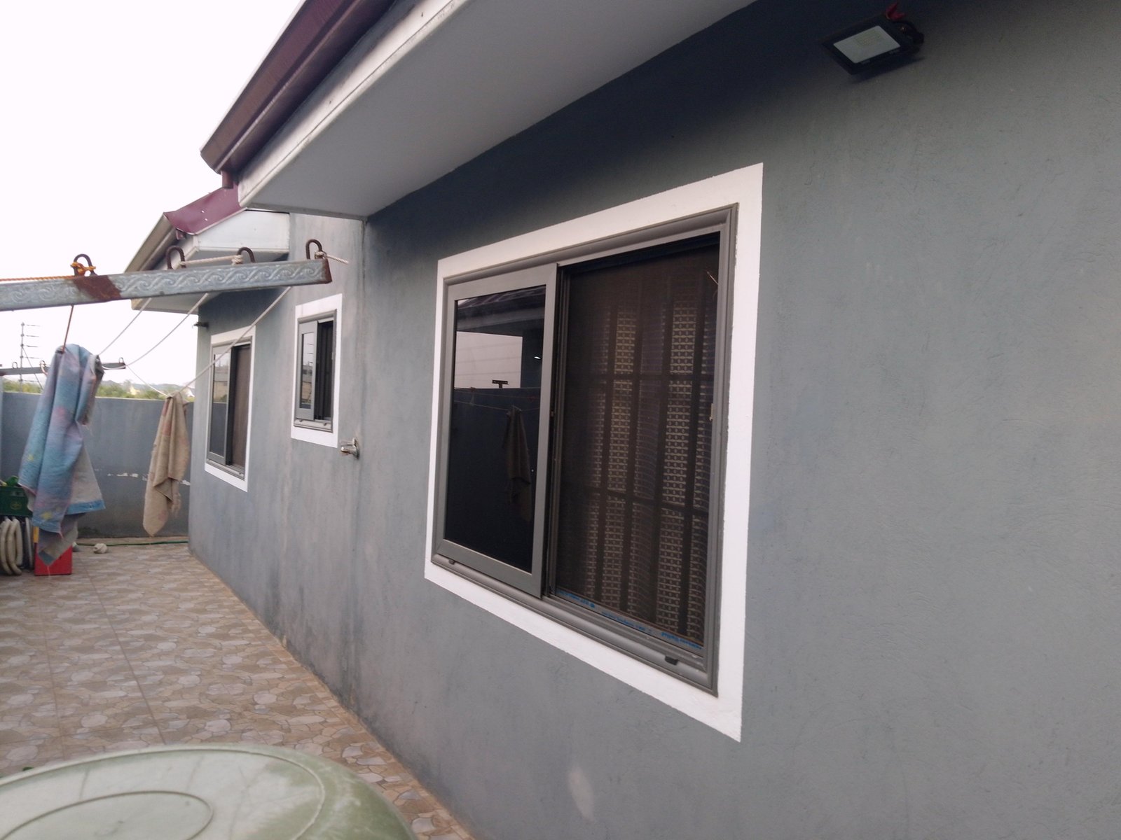 3 bedroom house, all ensuite.