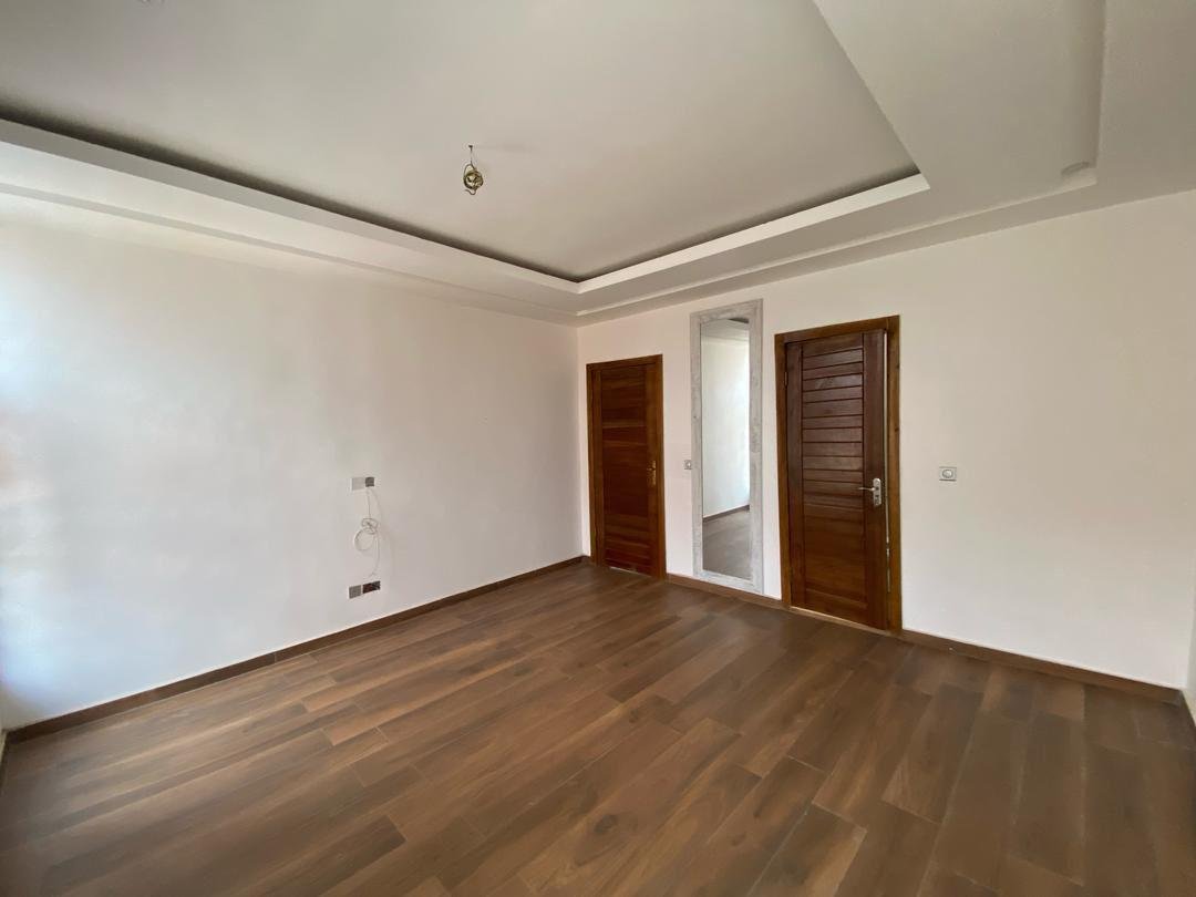 4 bedroom ensuite for rent