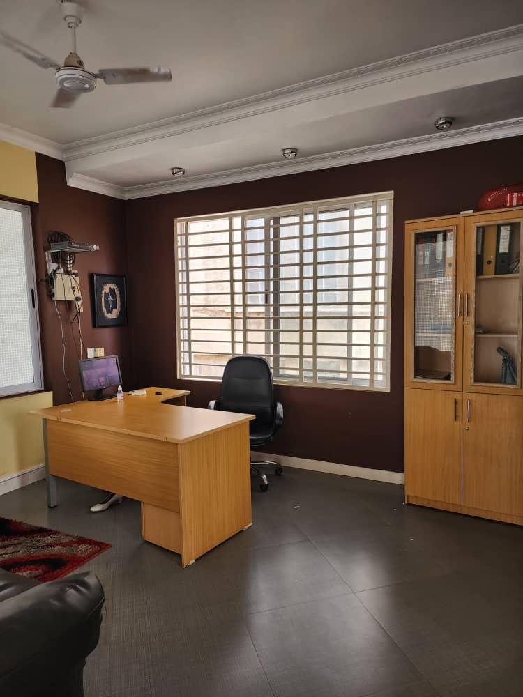 Office space for rent at Madina