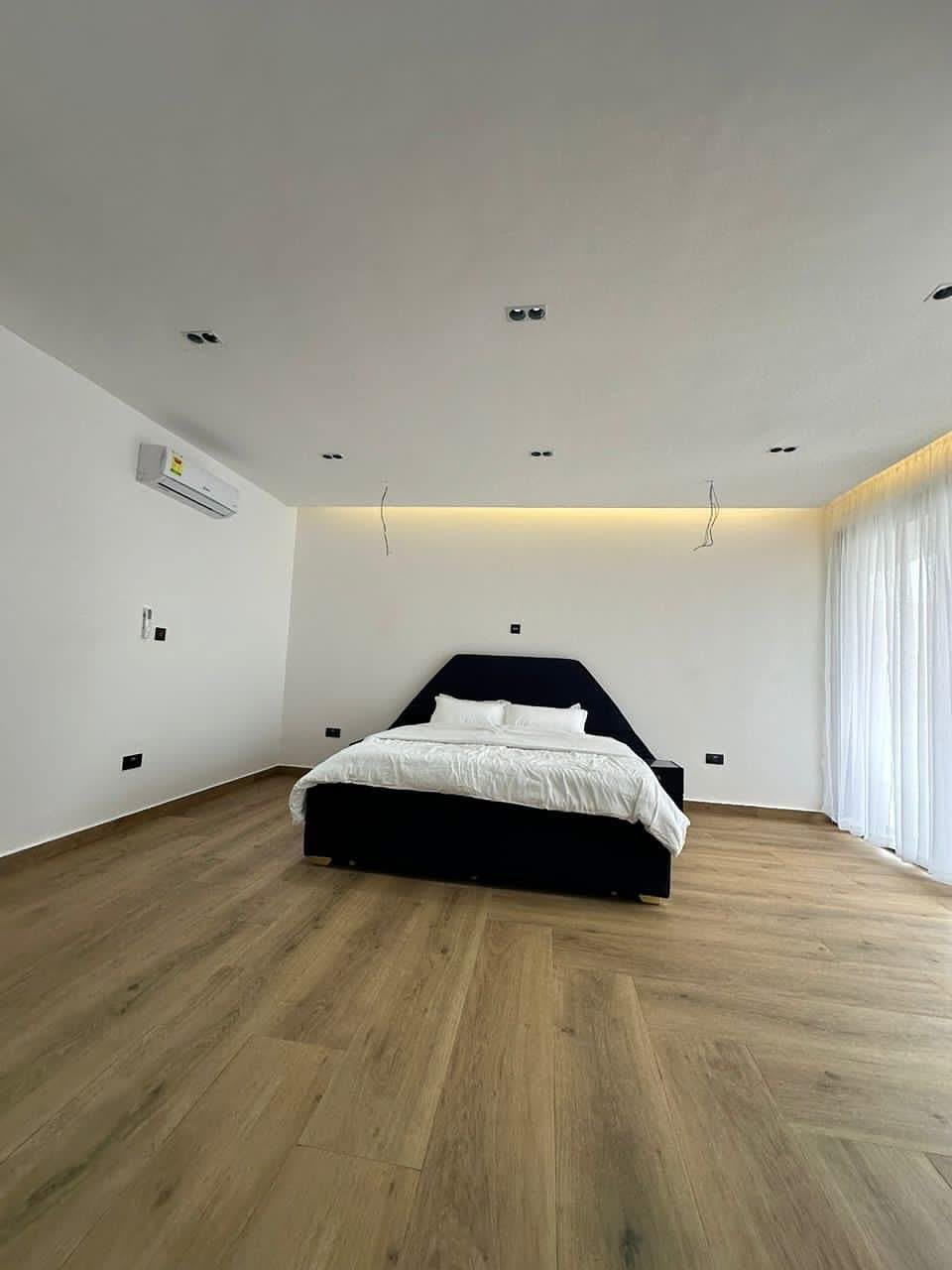 Luxury 4 bedroom mansion Eastlegon