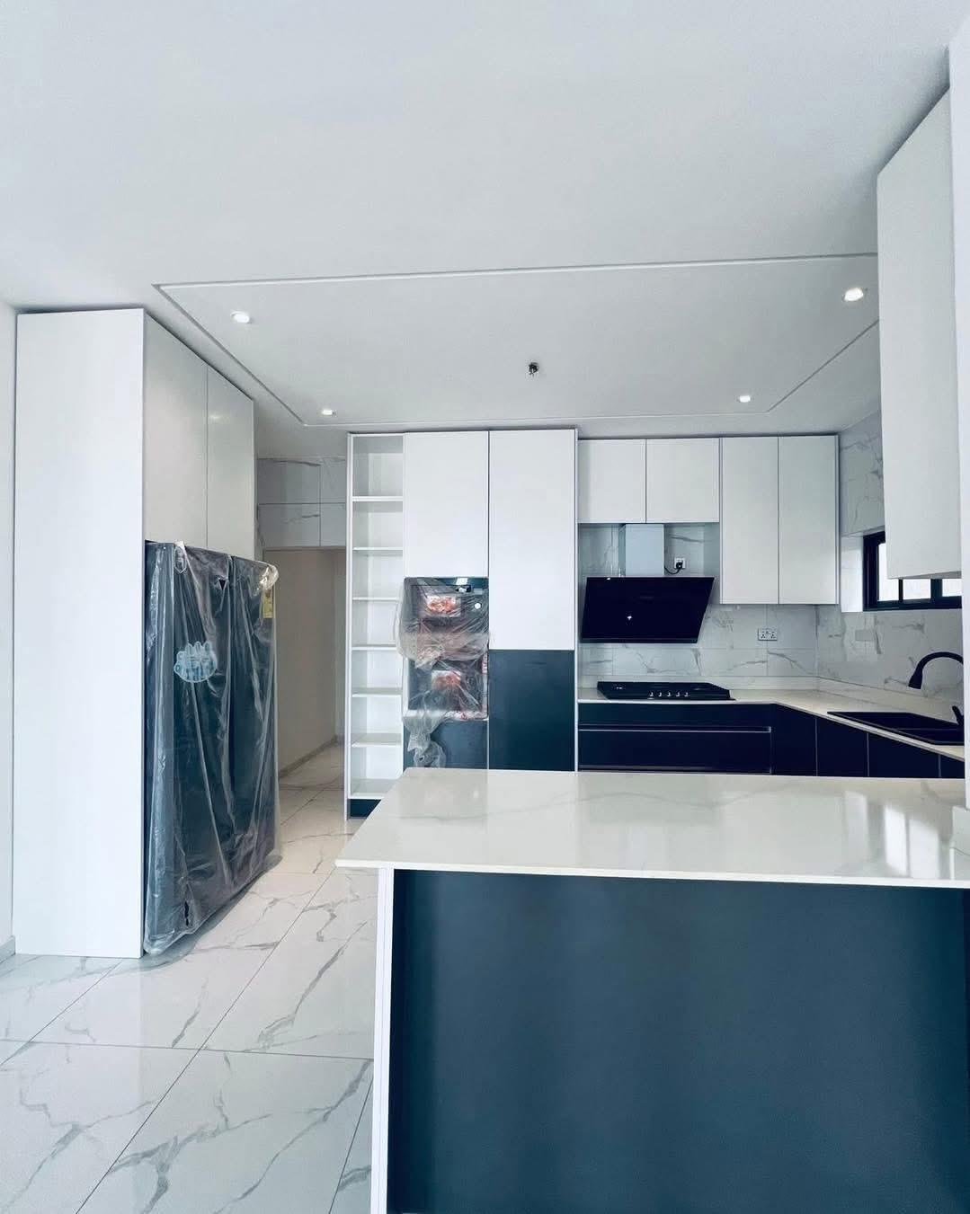 Luxury 4 bedroom house in Eastlegon hills