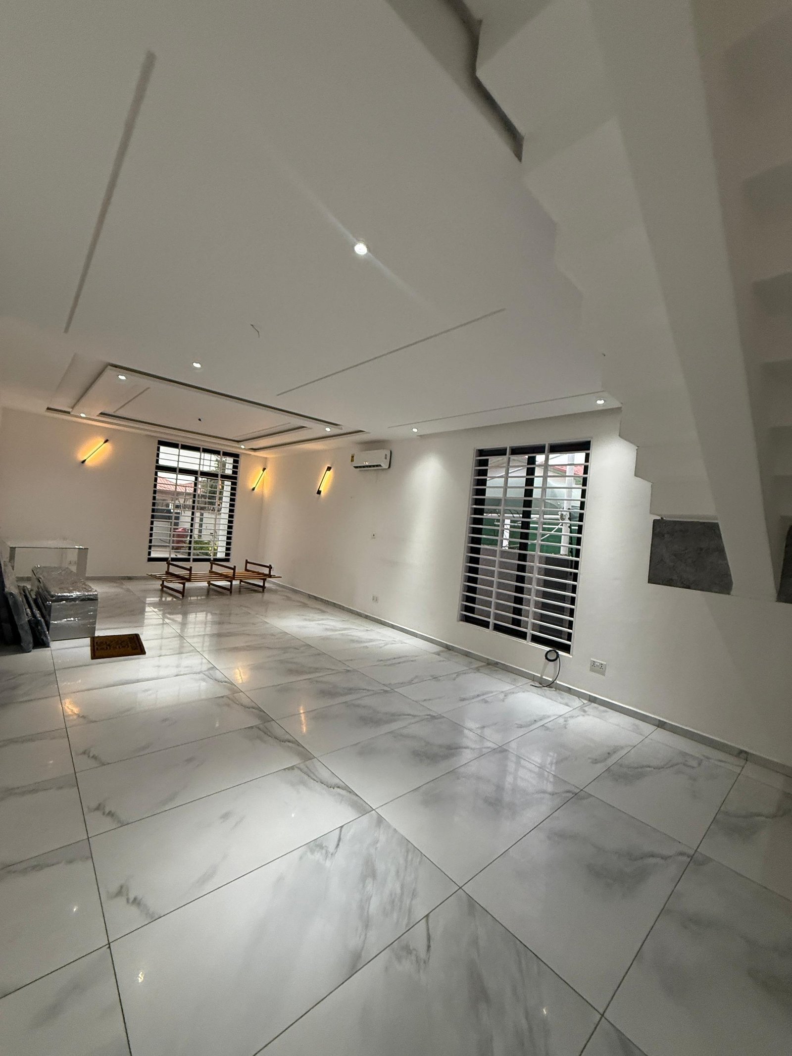 Luxury 4 bedroom house for rent in Eastlegon