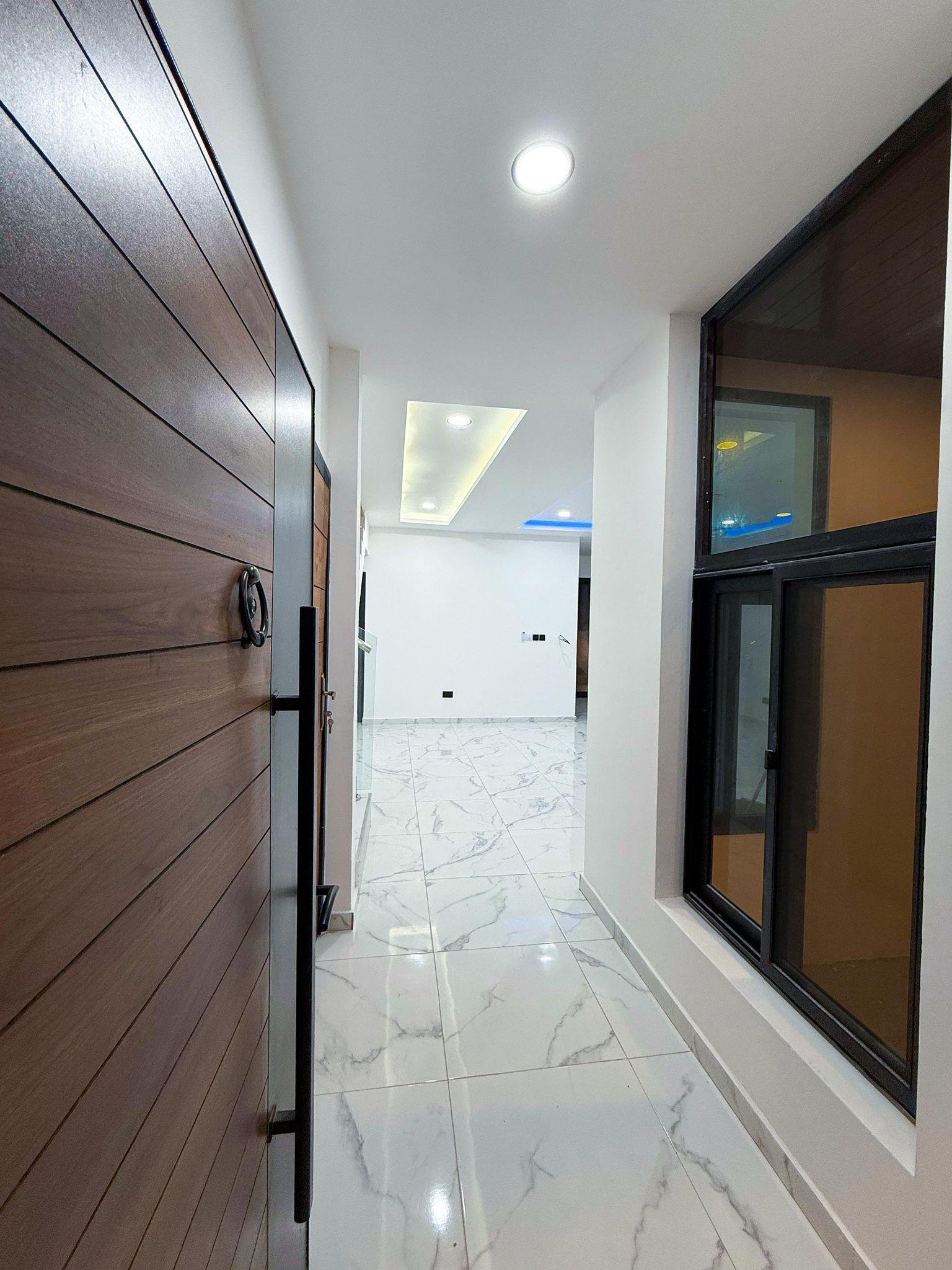 3 BEDROOM DETACHED STORY