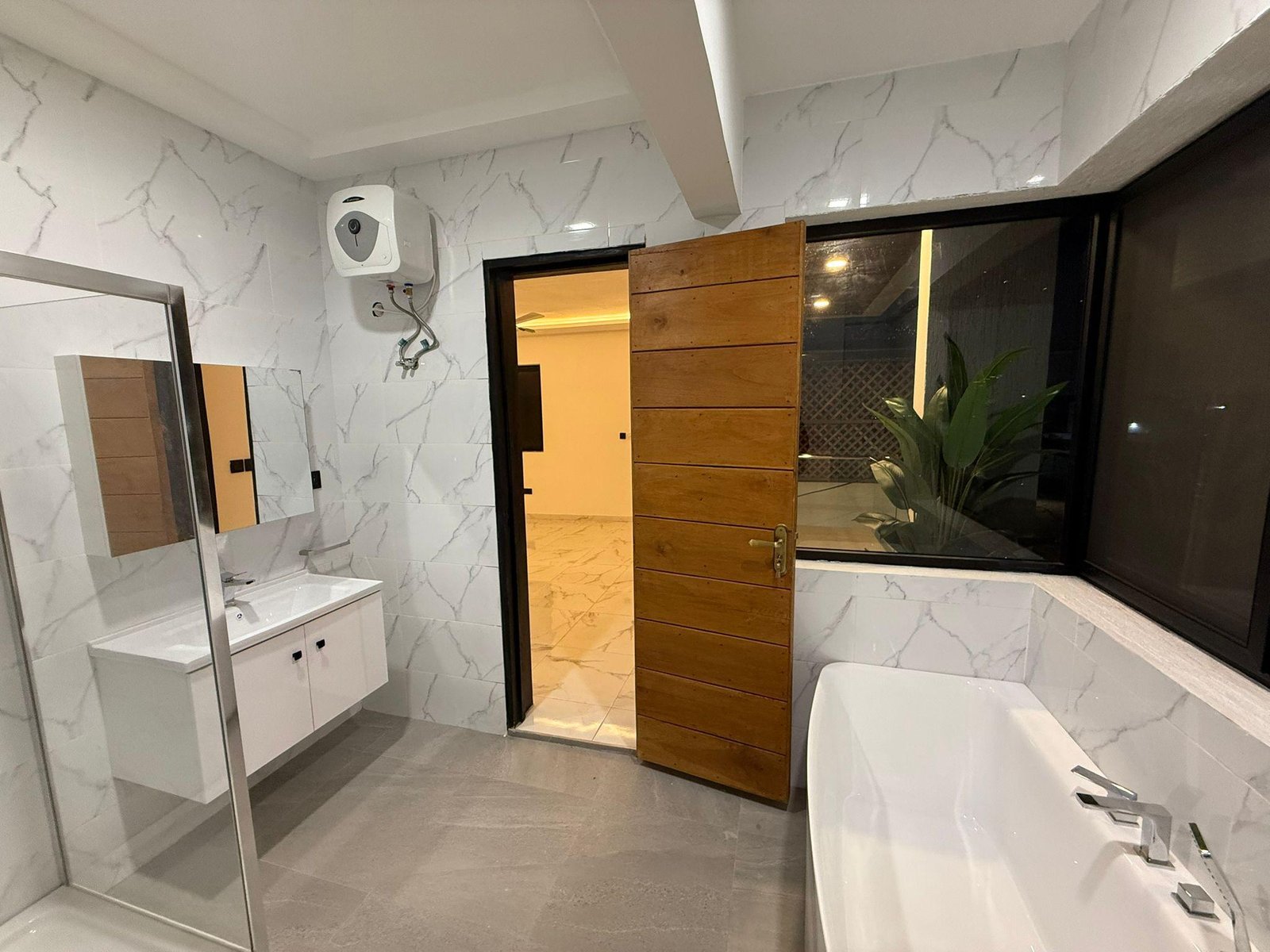 3 BEDROOM DETACHED STORY