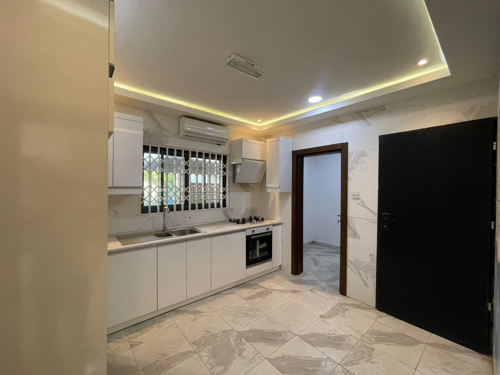 4 Bedroom Townhouses For Sale at Spintex