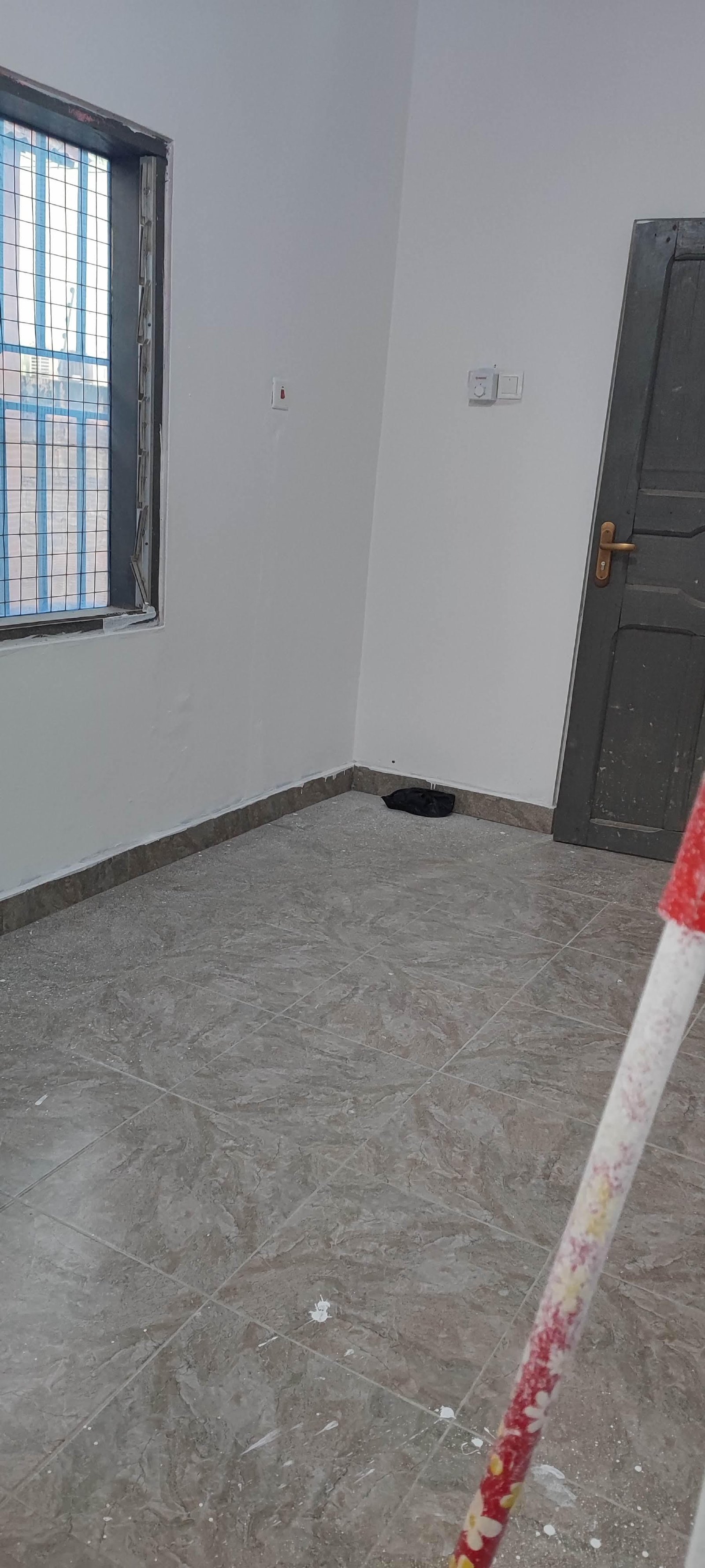Chamber and Hall apartment available for rent at Dansoman Roundabout.