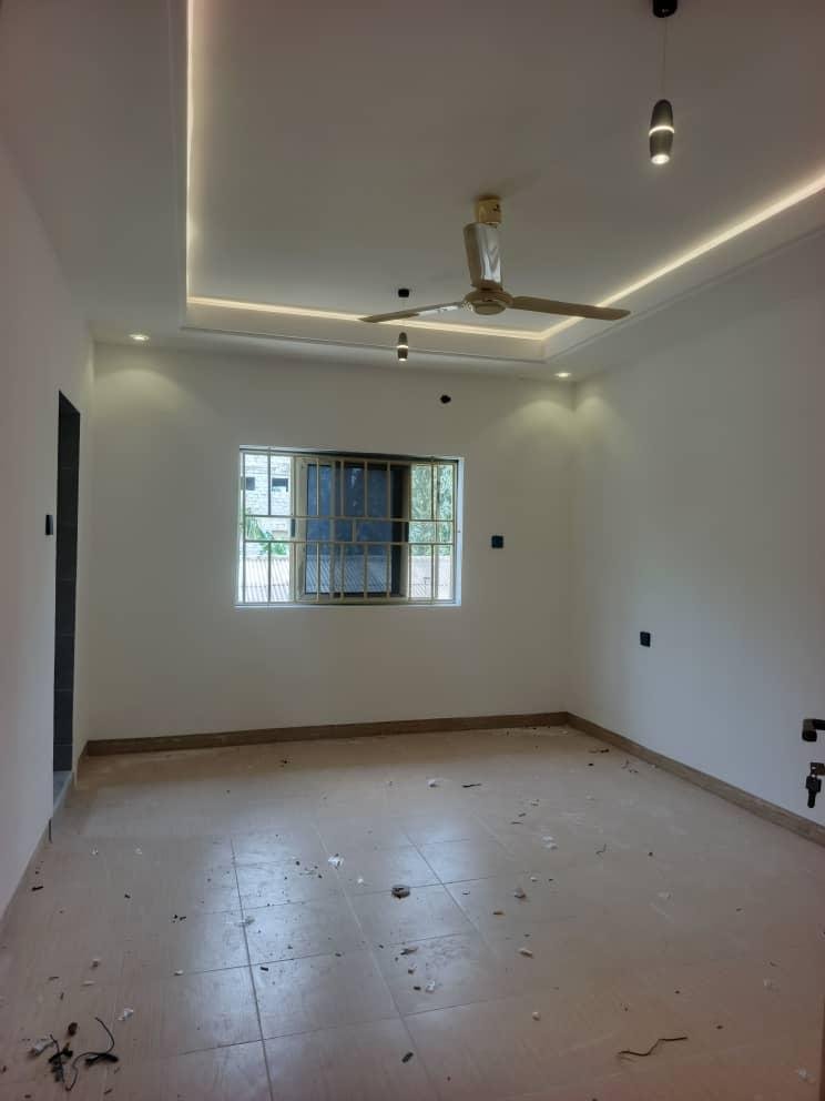 Singleroom self contain Apartment