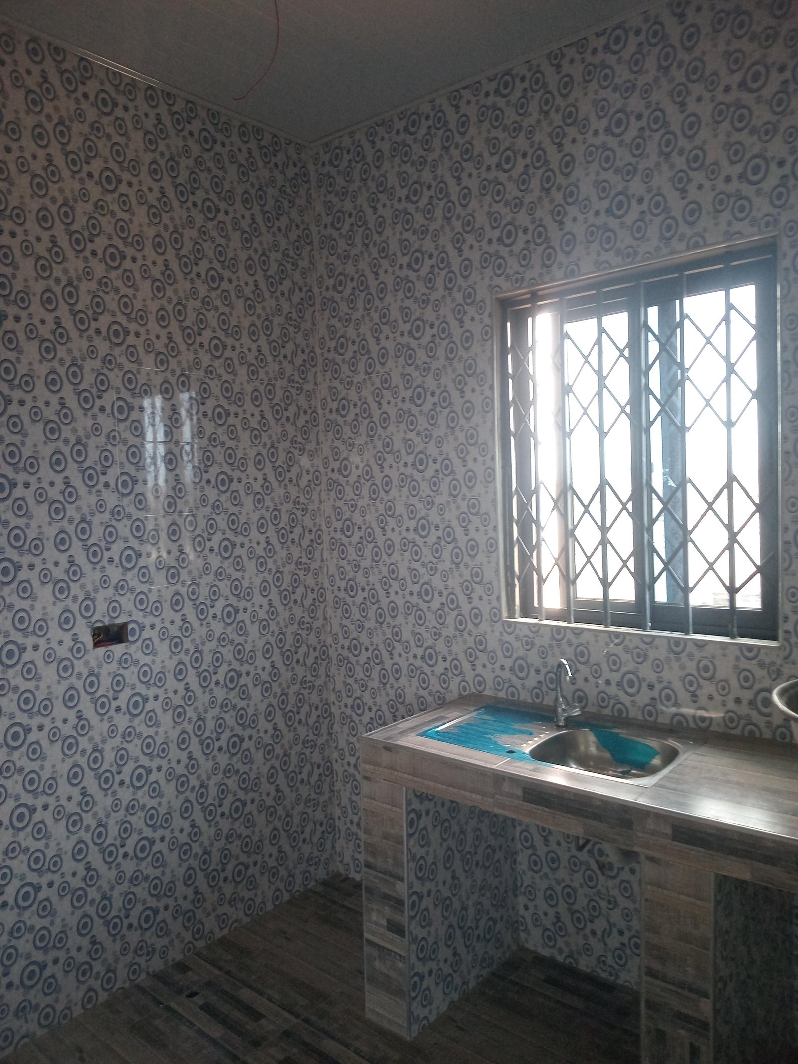 Chamber and hall self-contained