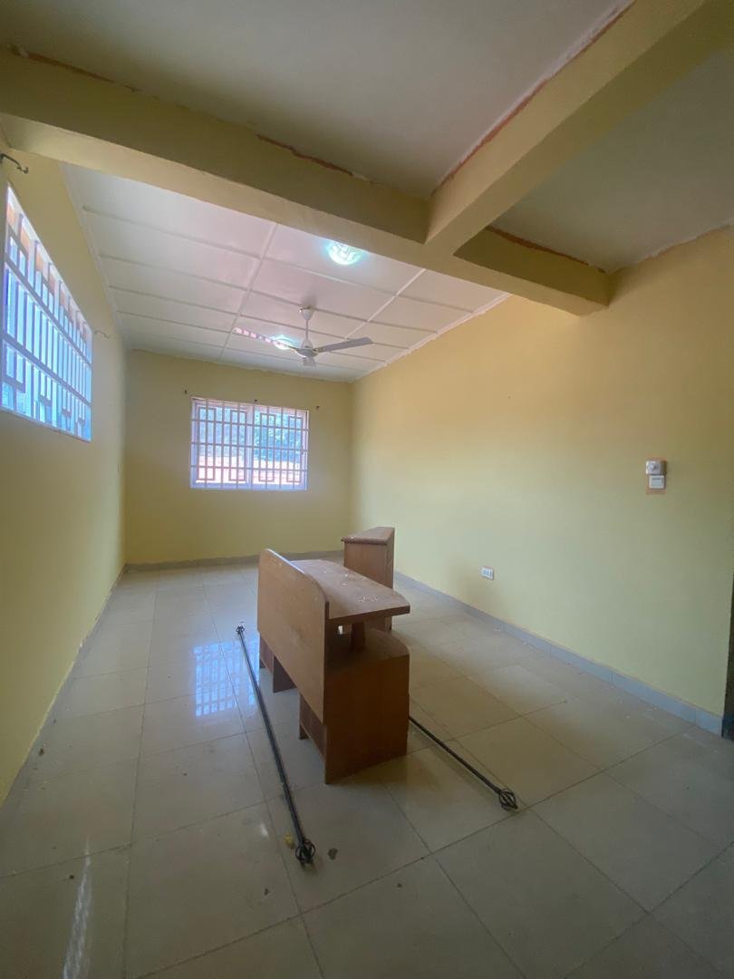 4 Bedrooms House for rent at Achimota Golf Park area