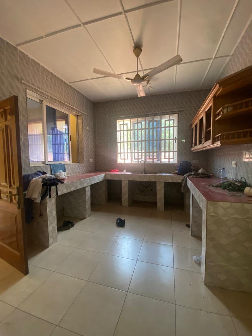 4 Bedrooms House for rent at Achimota Golf Park area