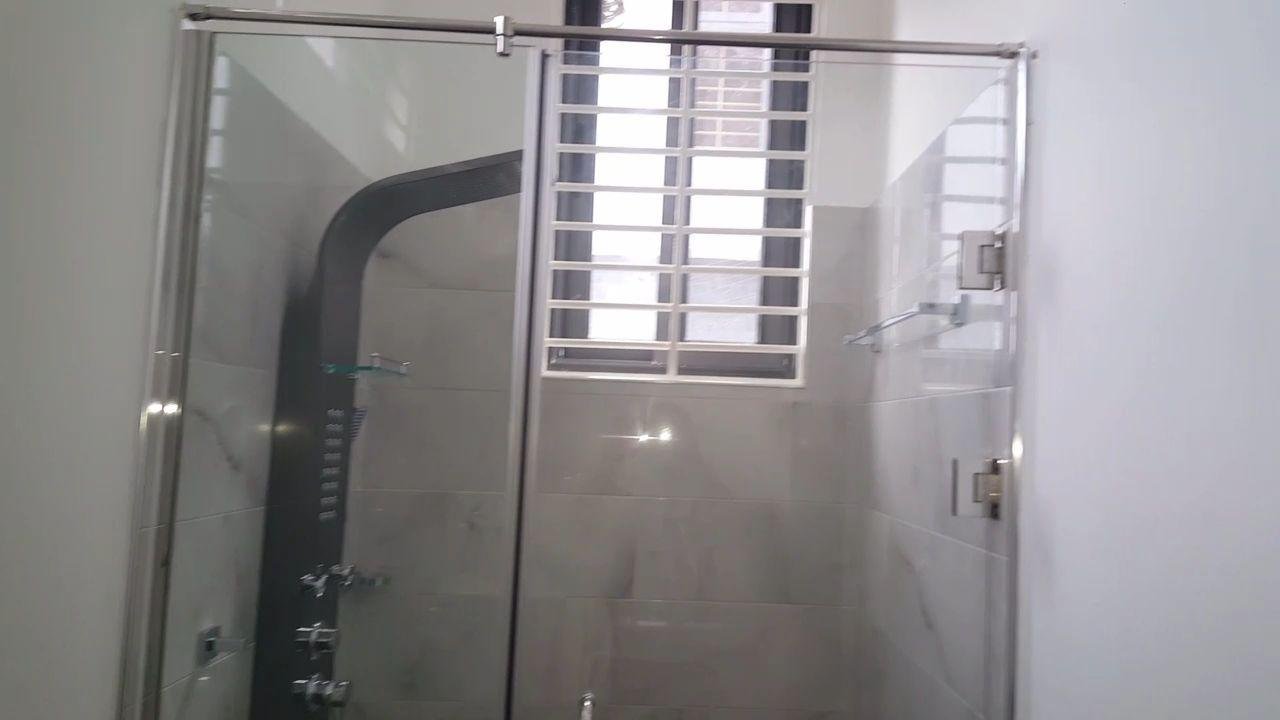 4 bedroom all en-suite house