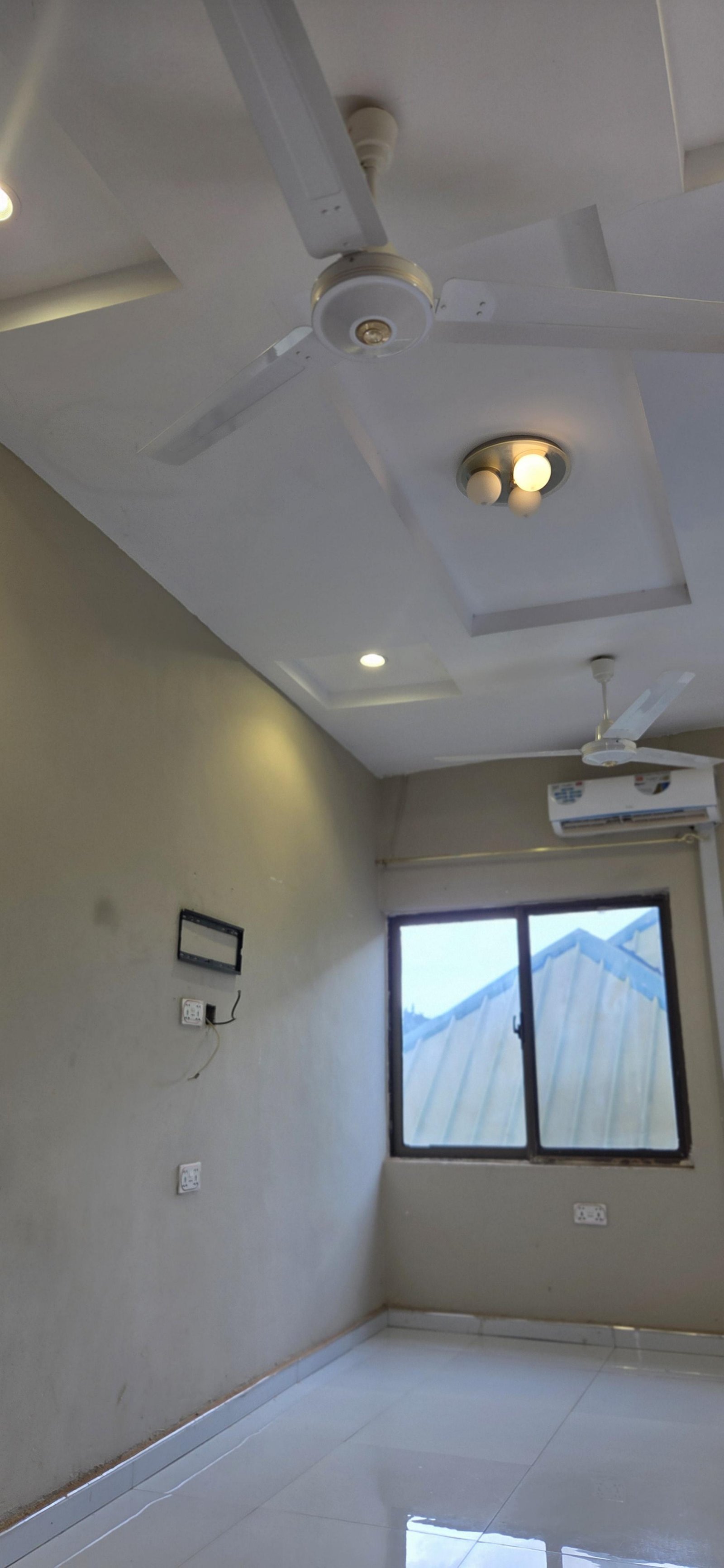 2 self-contain bedroom apartment