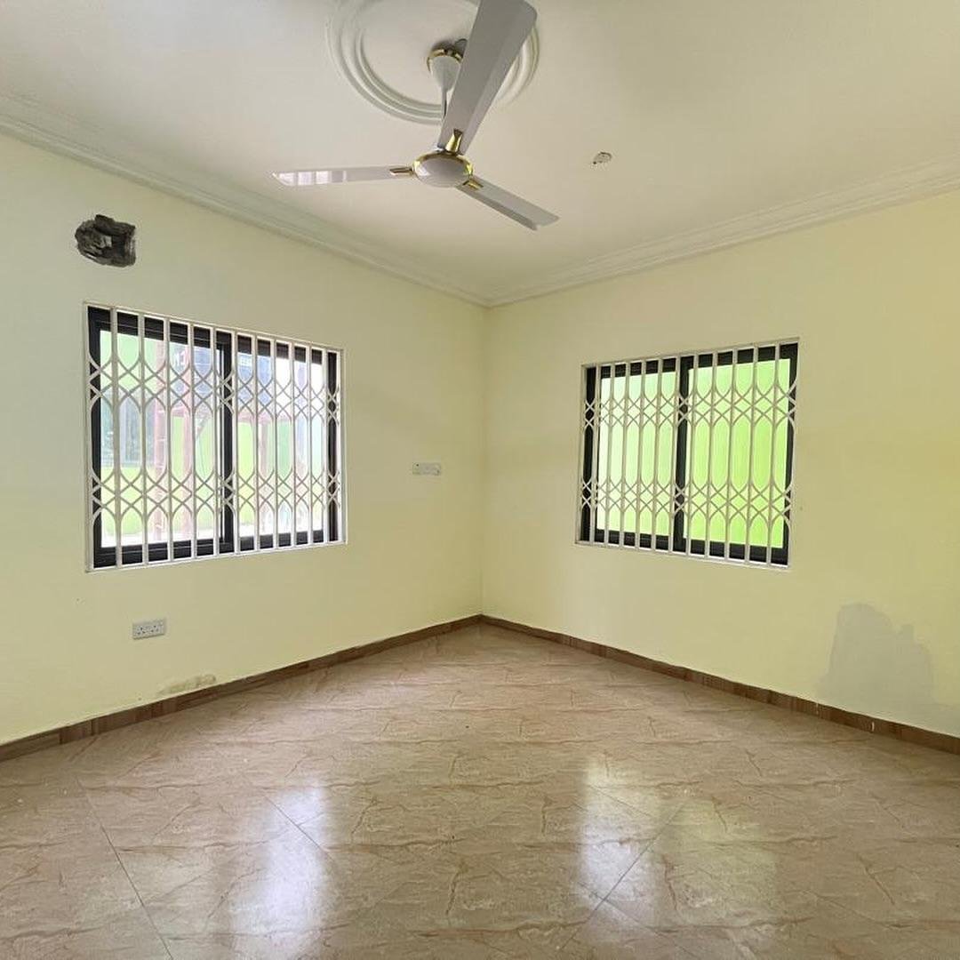 2 Bedroom Apartments