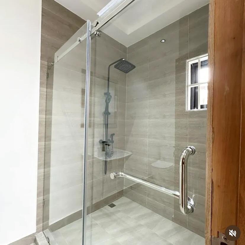 En-suite 3 bedrooms house