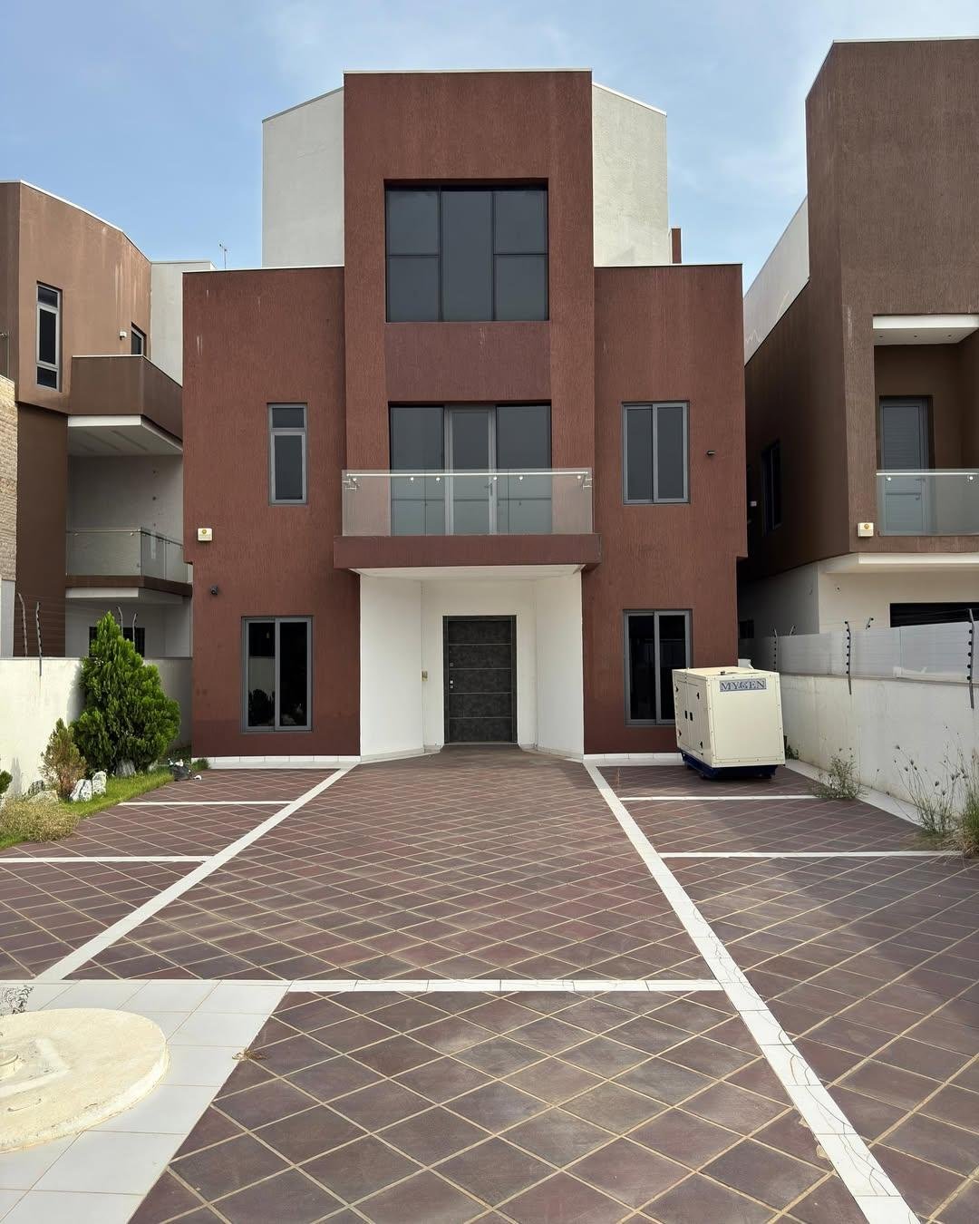 4 Bedroom House