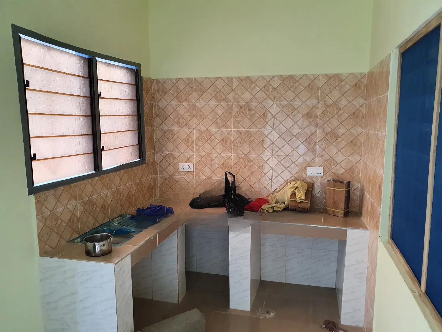 1 Bedroom House
