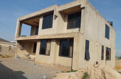 Executive 5 bedrooms house