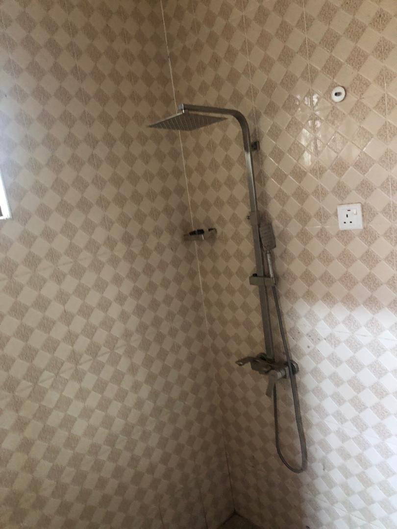 Chamber and hall self contained for rent at oyibi Ashfoam.