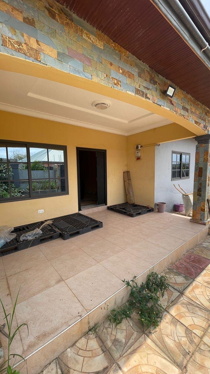 4-Bedroom Self-Compound House for Rent – Dodowa Bawaleshie