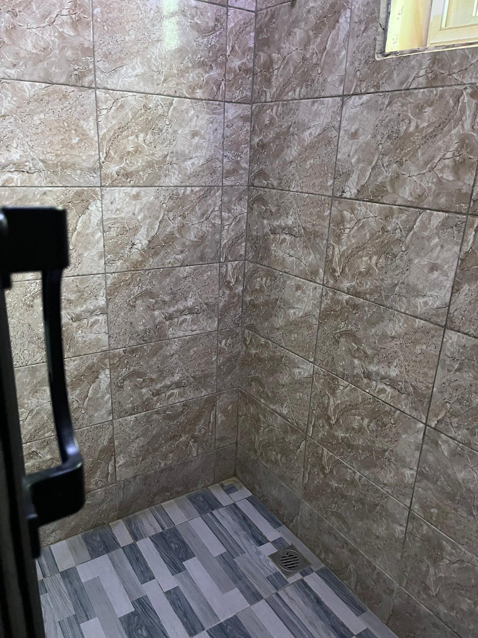 4-Bedroom Guesthouse for Sale – Pantang