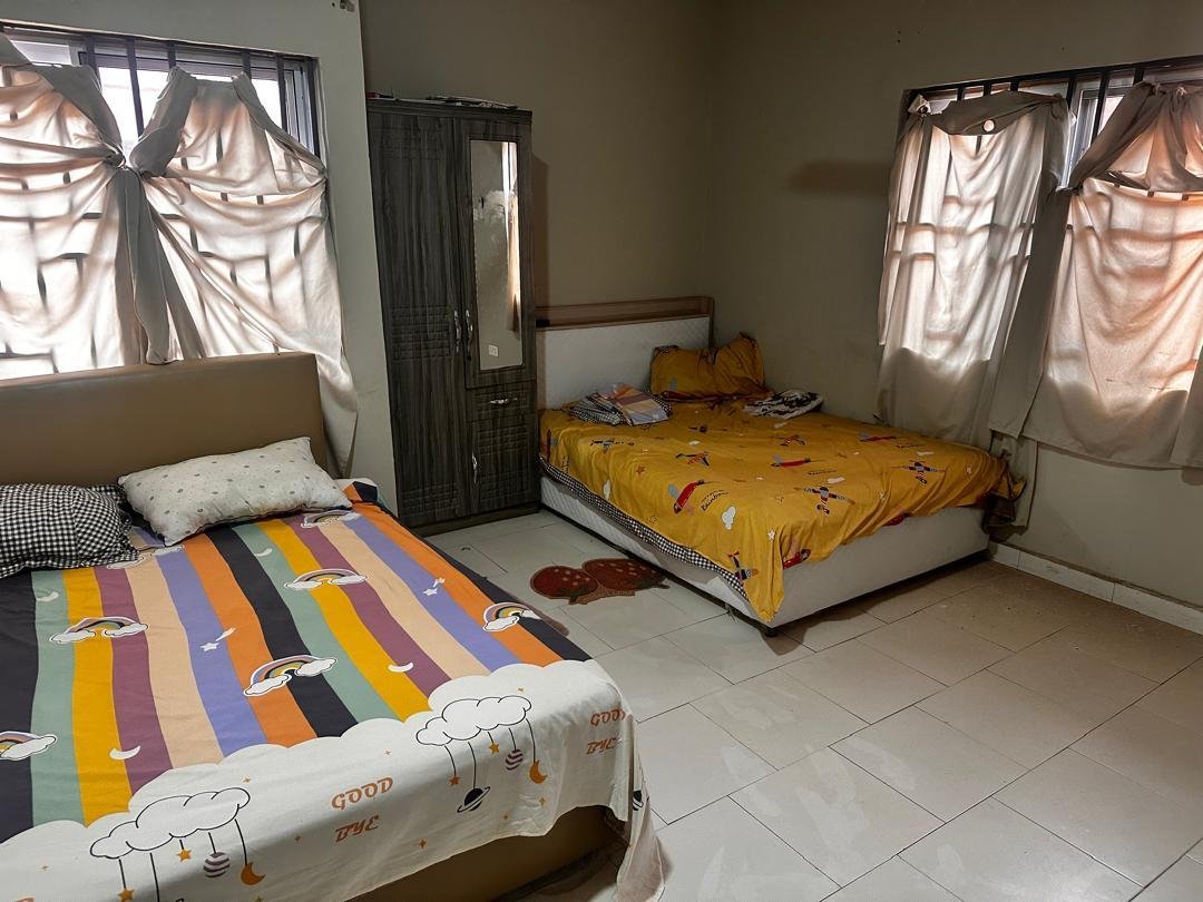 1 bedroom house at community 25