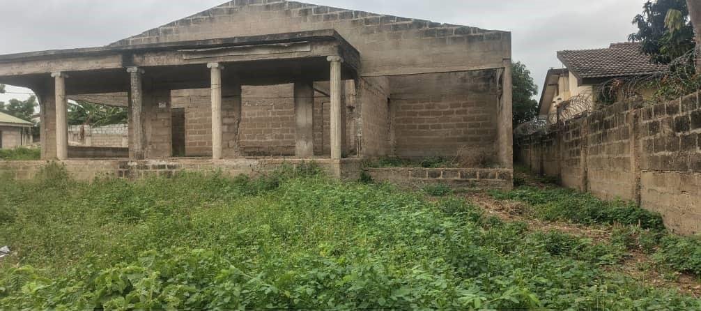 3-Bedroom Uncompleted House for Sale – Kasoa CP