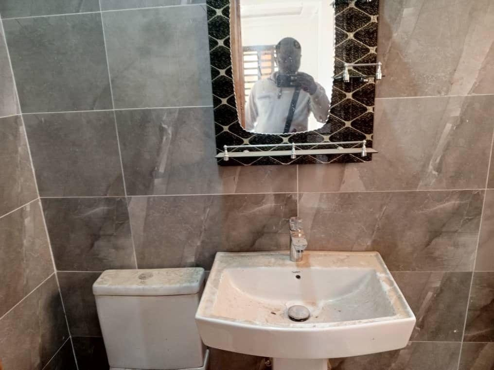 Newly Built Executive Single Room Self-Contained Apartment – Ablekuma Oduman