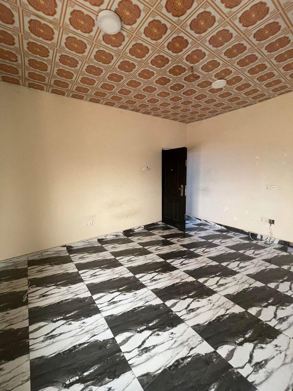 Chamber & Self-Contained Apartment for Rent – Lapaz