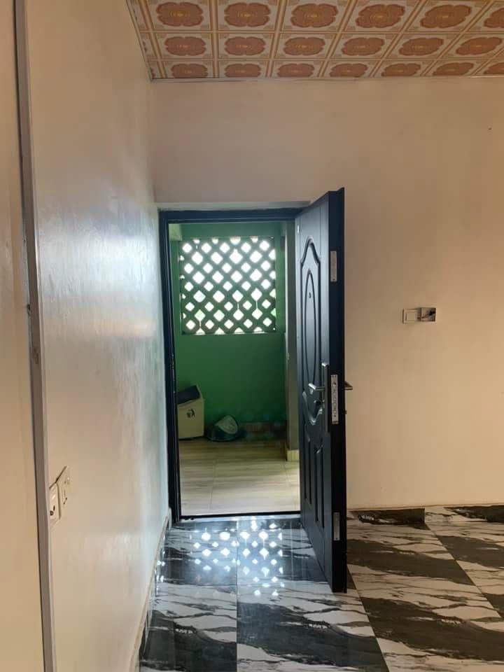 Chamber & Self-Contained Apartment for Rent – Lapaz