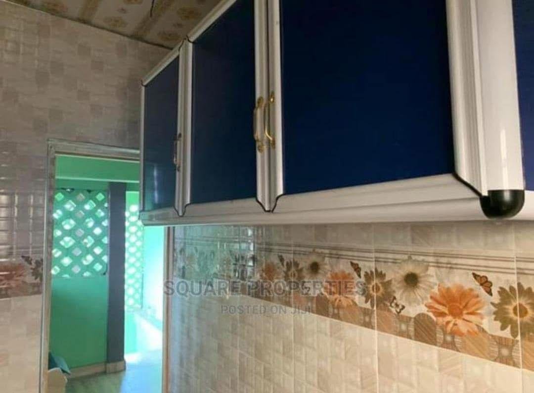 Chamber & Self-Contained Apartment for Rent – Lapaz